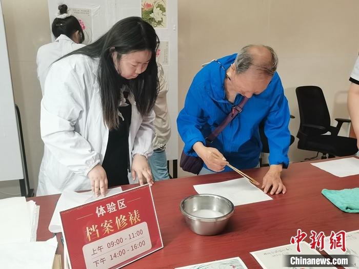 深度解析：五大联赛战术博弈 - 海星体育